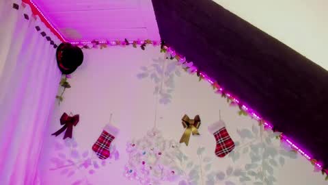 Cata green model independient online show from December 14, 11:12 pm