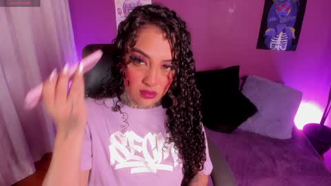 Cata green model independient online show from March 27, 8:52 pm