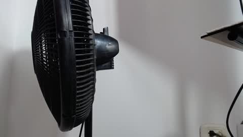 catalaia_stomm online show from January 7, 10:08 pm