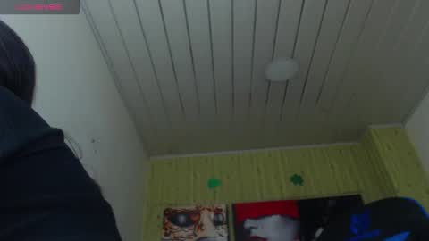 Snapshot of catalehia_milk chatting on December 11, 9:01 pm C A T A L E H I A online show from December 11, 9:01 pm