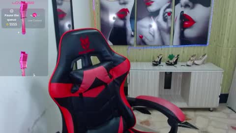 Snapshot of catalehia_milk chatting on January 29, 3:33 am C A T A L E H I A online show from January 29, 3:33 am