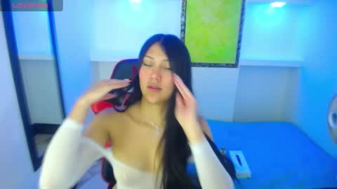 Snapshot of catalehia_milk chatting on March 12, 7:49 pm C A T A L E H I A online show from March 12, 7:49 pm