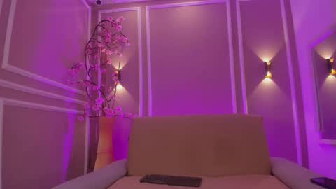 Cataleya online show from November 10, 3:00 pm