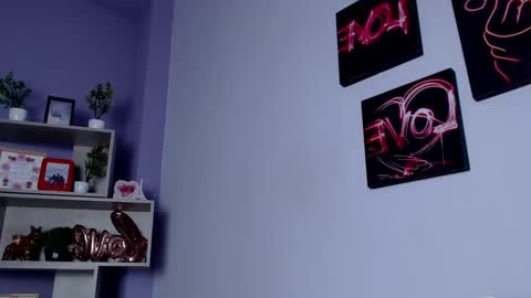 Snapshot of cataleya_brunethe chatting on February 18, 6:37 pm cataleya_brunethe online show from February 18, 6:37 pm