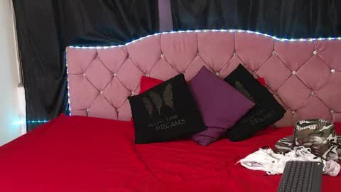 Snapshot of cataleya_divine chatting on February 2, 11:53 am Cata Prins online show from February 2, 11:53 am