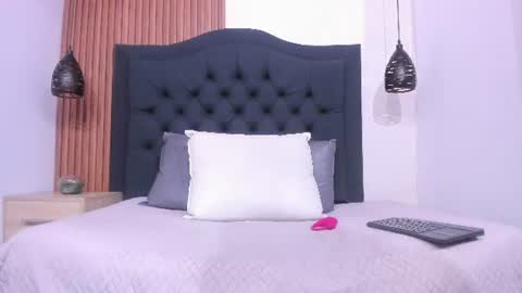 Snapshot of cataleya_marin_ chatting on July 6, 8:00 am cataleya_marin_ online show from July 6, 8:00 am