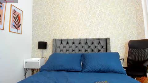 Snapshot of cataleya_wayne chatting on September 12, 8:09 pm Cataleya online show from September 12, 8:09 pm