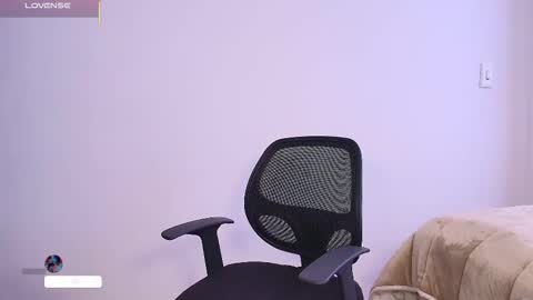 Snapshot of cataliina_santhana chatting on January 8, 4:53 pm Catalina online show from January 8, 4:53 pm