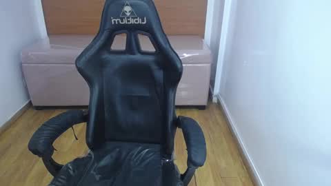 catalina25_t online show from September 23, 8:01 pm