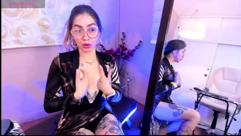 Snapshot of catalina_erotic chatting on February 27, 3:26 pm Catalina online show from February 27, 3:26 pm