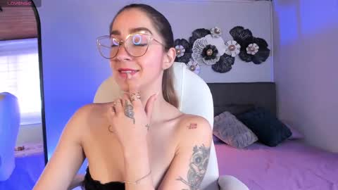 Snapshot of catalina_erotic chatting on March 8, 3:24 pm Catalina online show from March 8, 3:24 pm