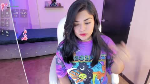 Catalina online show from January 26, 8:13 pm