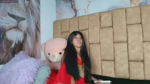 Catalina online show from March 29, 3:01 pm