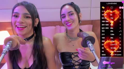 Catalina online show from December 23, 1:13 pm