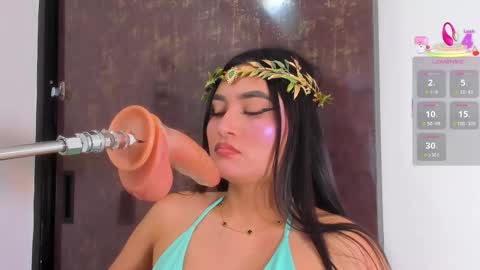 Catalina online show from September 18, 8:00 pm