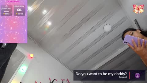 Catalina   online show from December 7, 7:49 am