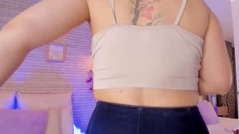 CatalinnaThompson online show from October 19, 11:44 am