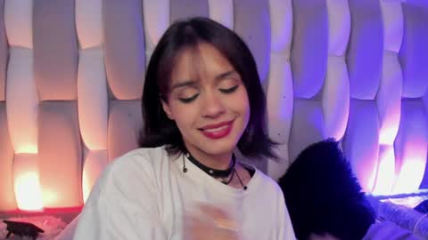 Cat  online show from December 20, 8:12 pm