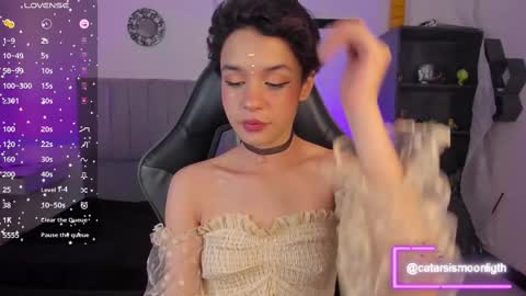 Cat  online show from February 15, 8:11 pm