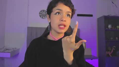 Cat  online show from March 5, 11:38 pm