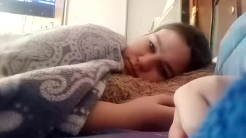 Snapshot of catchymary chatting on March 10, 7:32 am catchymary online show from March 10, 7:32 am