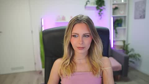 catecrago  online show from February 17, 1:51 pm