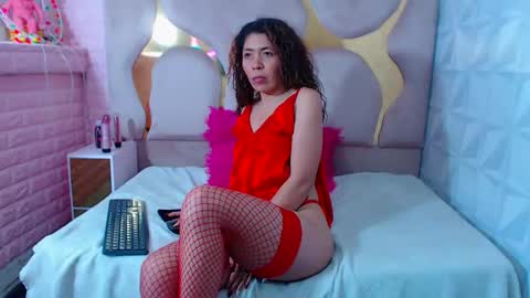 Snapshot of cathaleyahh chatting on January 4, 8:49 am cathaleyahh online show from January 4, 8:49 am