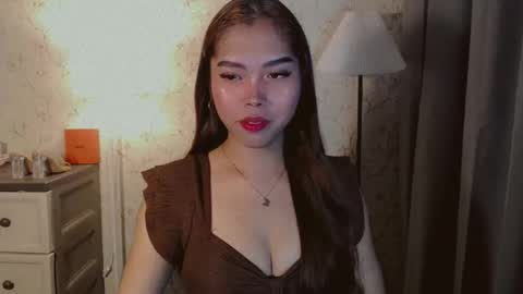 catherine_365 online show from November 28, 7:27 pm