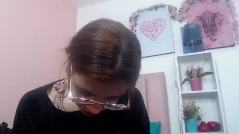 catherinehot707rs online show from September 14, 3:16 am