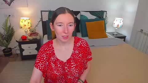 Catrin online show from December 8, 5:18 am