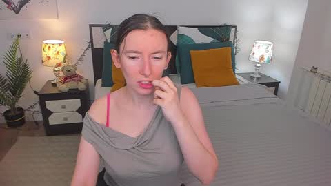 Catrin online show from December 16, 7:58 am