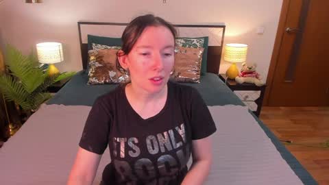 Catrin online show from April 2, 6:00 am