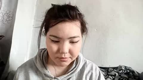 Snapshot of catheyhalbert chatting on February 14, 6:32 am Tessa online show from February 14, 6:32 am