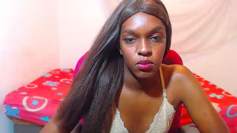 cathi_nahomi online show from November 11, 6:41 pm