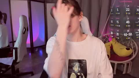 Snapshot of cathybarnes chatting on October 27, 3:32 am cathybarnes online show from October 27, 3:32 am