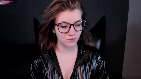 Snapshot of cathybarnes chatting on June 27, 7:13 am cathybarnes online show from June 27, 7:13 am