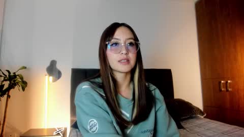 Snapshot of catimore chatting on February 24, 2:37 pm Catimore online show from February 24, 2:37 pm