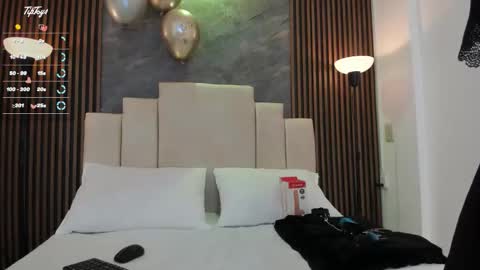 catiusca_reyes_03 online show from January 8, 5:48 pm