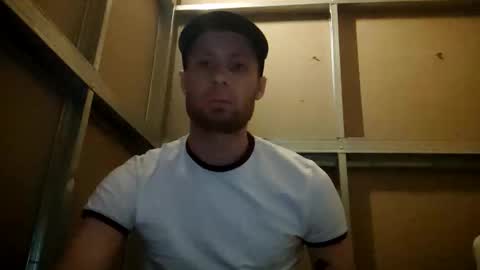 catmen001 online show from February 25, 6:17 pm