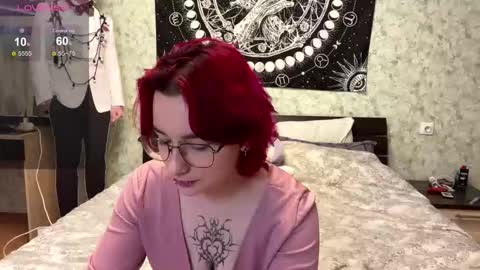 Thea online show from December 5, 3:09 pm