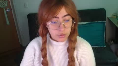 Snapshot of catsito chatting on December 18, 9:21 pm im MIA -Independent Model MY OF is catsito3 online show from December 18, 9:21 pm