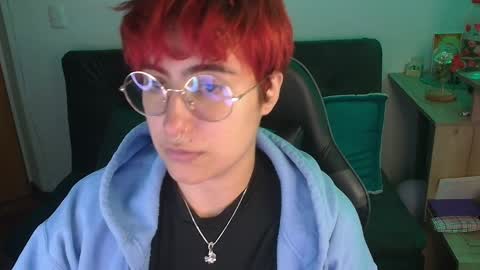 Snapshot of catsito chatting on December 21, 2:51 am im MIA -Independent Model MY OF is catsito3 online show from December 21, 2:51 am