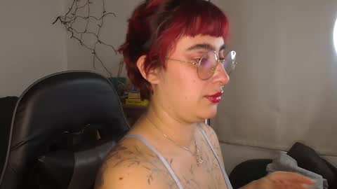 Snapshot of catsito chatting on February 3, 10:26 pm im MIA -Independent Model MY OF is catsito3 online show from February 3, 10:26 pm