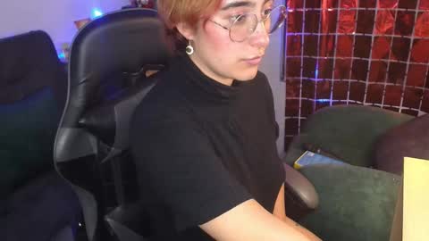 Snapshot of catsito chatting on February 28, 11:39 pm im MIA -Independent Model MY OF is catsito3 online show from February 28, 11:39 pm