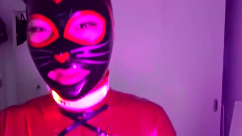 Snapshot of cattaillovexxx chatting on March 5, 6:23 pm CatTailLove online show from March 5, 6:23 pm