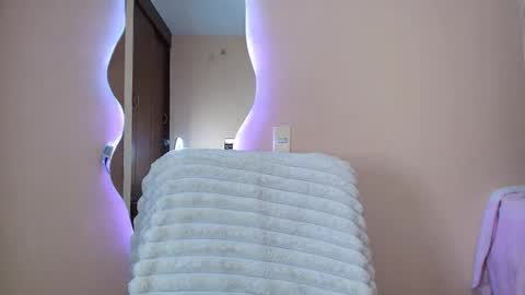 Cattleya online show from November 16, 3:56 am