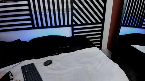 Cattleya online show from December 2, 8:37 pm