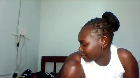 Snapshot of cavy_sweet chatting on December 3, 5:12 pm Mecy online show from December 3, 5:12 pm