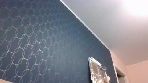 Snapshot of cawboy1992 chatting on January 7, 6:45 pm Im yours online show from January 7, 6:45 pm