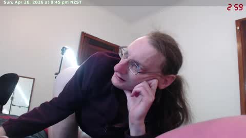 Snapshot of cdadalyn chatting on April 26, 8:45 am Adalyn online show from April 26, 8:45 am